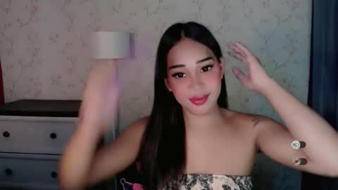 Dreyana online show from March 10, 6:57 pm