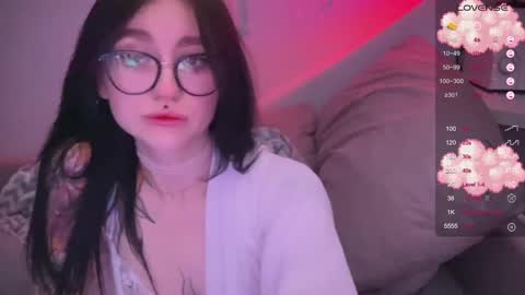 Tara  Sonny online show from February 11, 6:11 pm