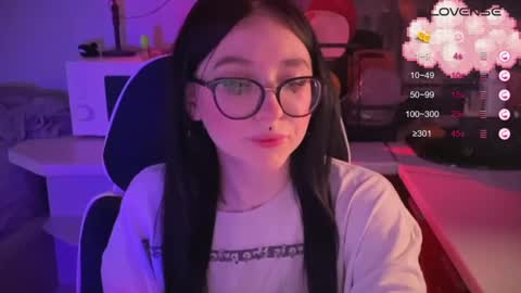 Tara  Sonny online show from March 10, 12:37 pm