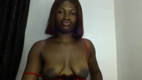 Snapshot of dripping_luna chatting on December 16, 11:18 pm dripping_luna online show from December 16, 11:18 pm