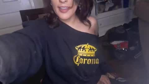 Snapshot of drippinglilygagwell chatting on November 10, 10:03 am drippinglilygagwell online show from November 10, 10:03 am