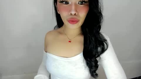 miss. Erika online show from September 14, 12:15 pm