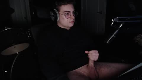 dripsaucenocap online show from March 14, 2:39 am