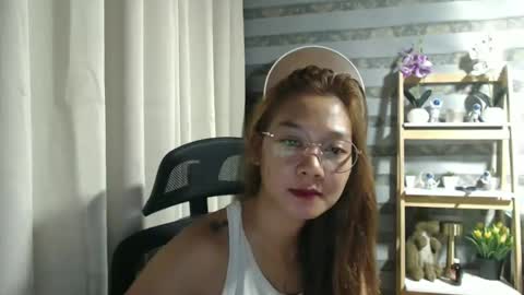 Snapshot of drive_you_crazy_xx chatting on February 22, 12:45 am drive_you_crazy_xx online show from February 22, 12:45 am