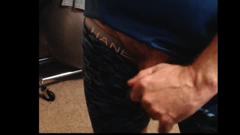 Snapshot of drmbigg chatting on October 10, 7:35 pm Hello Hope you enjoy what you see. I love attention in dirty talk and tips thickcock  edging precum dirtyTalk C2C online show from October 10, 7:35 pm