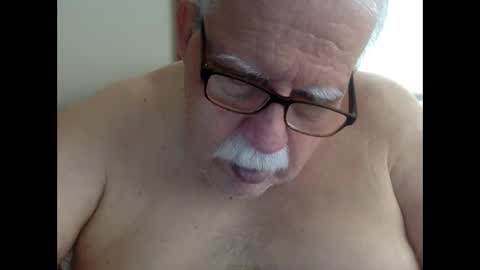Snapshot of drnick069 chatting on April 25, 4:04 pm drnick069 online show from April 25, 4:04 pm