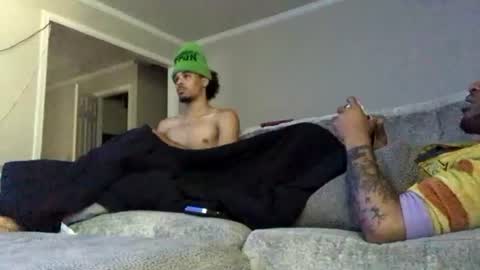 2xTheTrouble online show from July 9, 1:37 pm