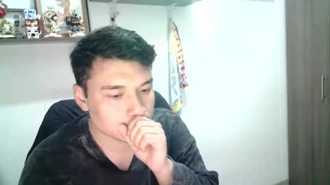 Snapshot of droguu24 chatting on March 28, 3:28 am droguu24 online show from March 28, 3:28 am