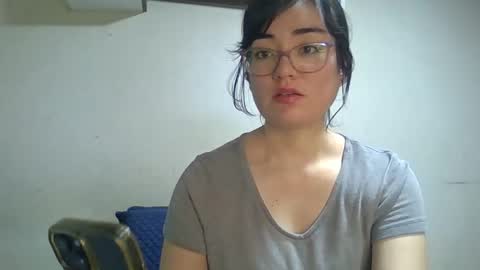 Snapshot of dronae chatting on February 28, 2:56 am dronae online show from February 28, 2:56 am