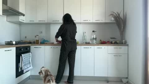 Dr. Resa online show from October 9, 9:07 am