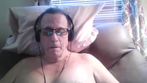drthick1224 online show from October 15, 7:03 pm