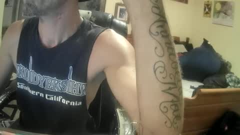 Snapshot of druedowm chatting on September 28, 3:01 am druedowm online show from September 28, 3:01 am