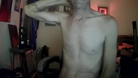 Snapshot of druedowm chatting on April 9, 1:38 am druedowm online show from April 9, 1:38 am