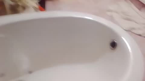 dthedog12 online show from January 11, 9:42 pm