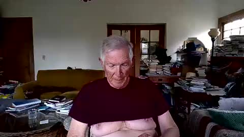 Snapshot of dtpb1946 chatting on May 3, 6:36 pm dtpb1946 online show from May 3, 6:36 pm