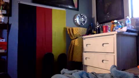 dugawuga online show from April 16, 2:01 am