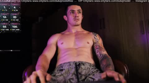 Snapshot of duke_j chatting on January 30, 3:33 am DUKE J online show from January 30, 3:33 am