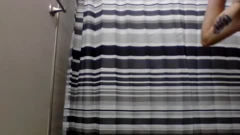 Snapshot of duke_lordly chatting on March 12, 7:38 pm duke_lordly online show from March 12, 7:38 pm