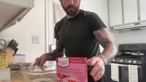 Snapshot of dukethedude chatting on January 18, 7:48 pm Duke online show from January 18, 7:48 pm