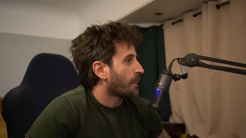 Snapshot of dukethedude chatting on October 5, 1:48 am Duke online show from October 5, 1:48 am