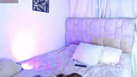 Snapshot of dulce01_0 chatting on July 20, 2:59 am Charlotte online show from July 20, 2:59 am