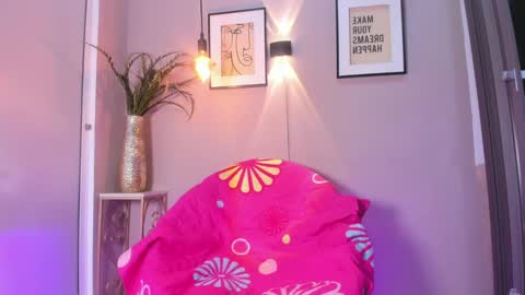 dulce__fiore07 online show from September 17, 12:51 pm