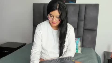 Snapshot of dulce_amg chatting on February 15, 2:44 pm Dulce amg online show from February 15, 2:44 pm