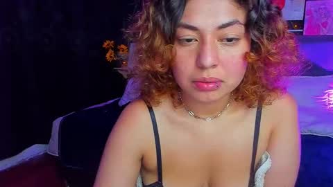 Snapshot of dulce_celeste15 chatting on December 29, 9:17 am C E L E S T E online show from December 29, 9:17 am