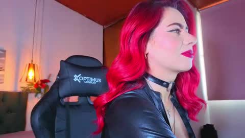 Snapshot of dulce_charlottee chatting on March 5, 4:03 pm DULCE online show from March 5, 4:03 pm