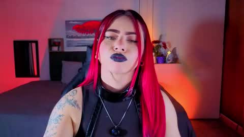 Snapshot of dulce_charlottee chatting on March 11, 7:31 pm DULCE online show from March 11, 7:31 pm