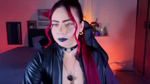 Snapshot of dulce_charlottee chatting on March 15, 6:14 pm DULCE online show from March 15, 6:14 pm