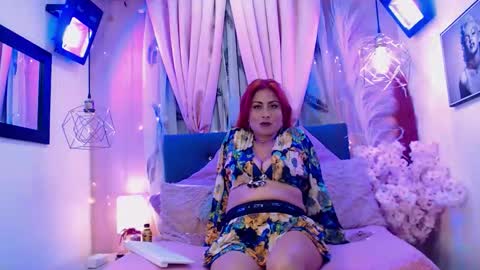 dulce_deliciouss online show from February 18, 2:51 am