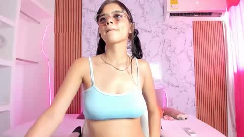 Snapshot of dulce_eden chatting on March 4, 8:04 pm dulce online show from March 4, 8:04 pm