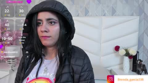 Snapshot of dulce_hiil_ chatting on December 27, 5:52 am    Monday 5-2 am From Tuesday to Friday5-1 am Colombia time online show from December 27, 5:52 am