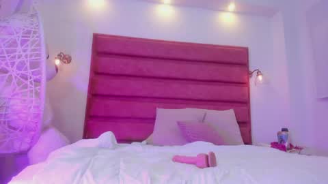 Dulce Morbida online show from May 2, 9:09 pm