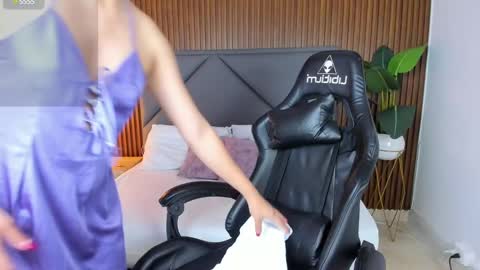 N A T Y online show from February 21, 2:06 am