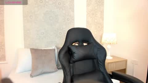 N A T Y online show from September 17, 2:24 am