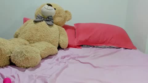 Snapshot of dulce_roberts_ chatting on December 14, 4:20 pm Dulce  online show from December 14, 4:20 pm