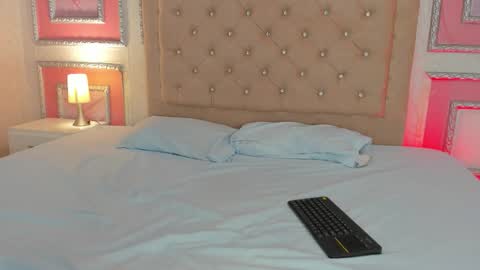 Dulce  online show from February 3, 6:40 am