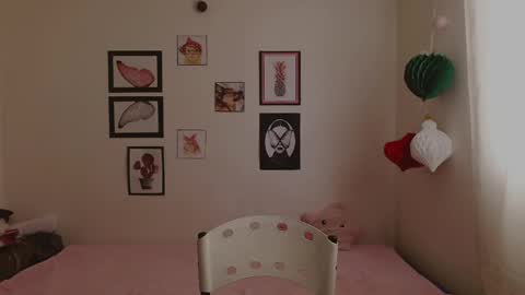 Dulce online show from May 5, 3:42 pm