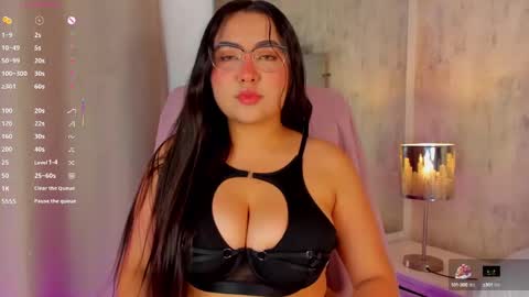 DULCE  online show from September 26, 2:15 am