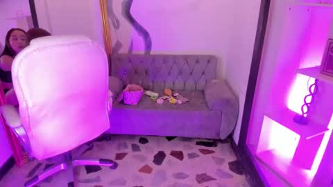 dulceprince1 online show from March 27, 8:30 pm