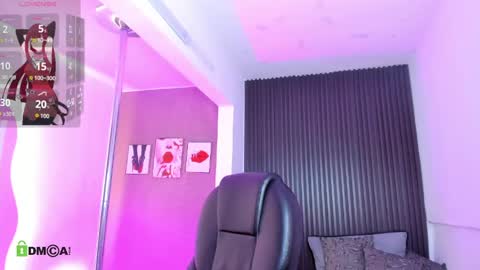 Snapshot of dulcerose01 chatting on May 9, 8:36 pm Dulce Rose online show from May 9, 8:36 pm