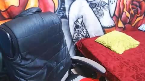 dulcesdemaria online show from January 16, 9:30 pm