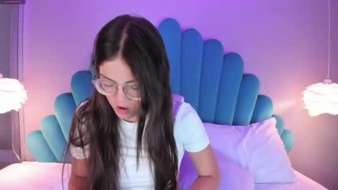 Snapshot of dulcevela chatting on March 11, 4:32 am dulcevela online show from March 11, 4:32 am