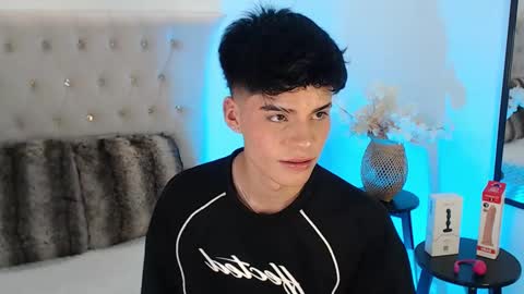 Dulcey online show from September 10, 4:34 am