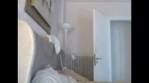 Snapshot of dumaeros77 chatting on December 20, 6:08 am Duma online show from December 20, 6:08 am