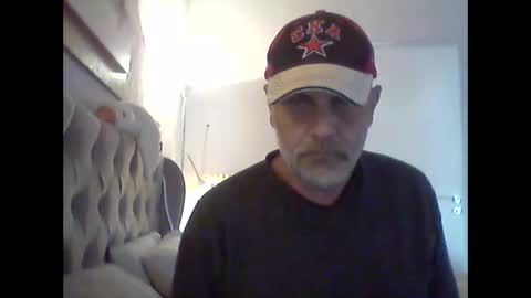 Snapshot of dumaeros77 chatting on December 30, 1:03 pm Duma online show from December 30, 1:03 pm