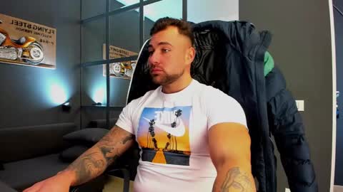 DuncanStone online show from February 11, 11:10 am