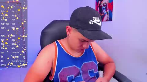 Snapshot of dunkan_kravitz chatting on November 20, 3:23 pm Dunkan Kravitz online show from November 20, 3:23 pm